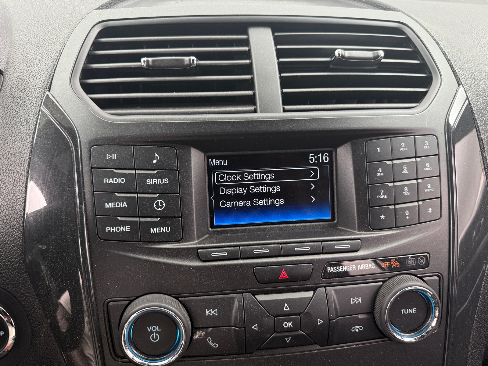 Thumbnail: 2019 Ford Explorer - 4