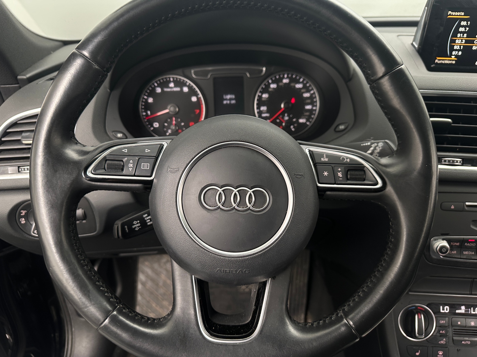 Thumbnail: 2018 Audi Q3 - 4