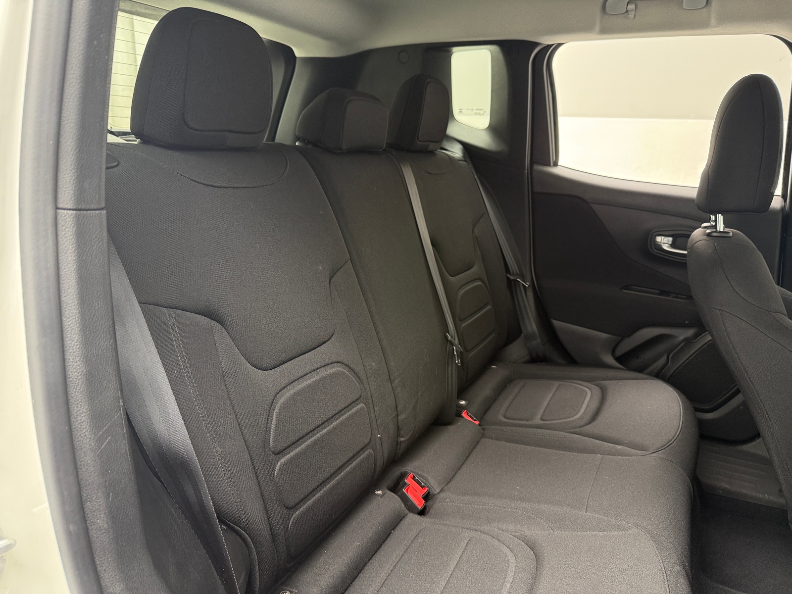 Thumbnail: 2020 Jeep Renegade - 6