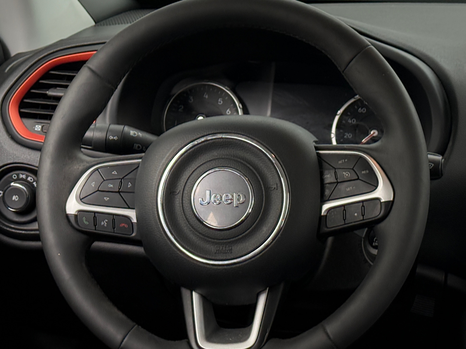 Thumbnail: 2020 Jeep Renegade - 5
