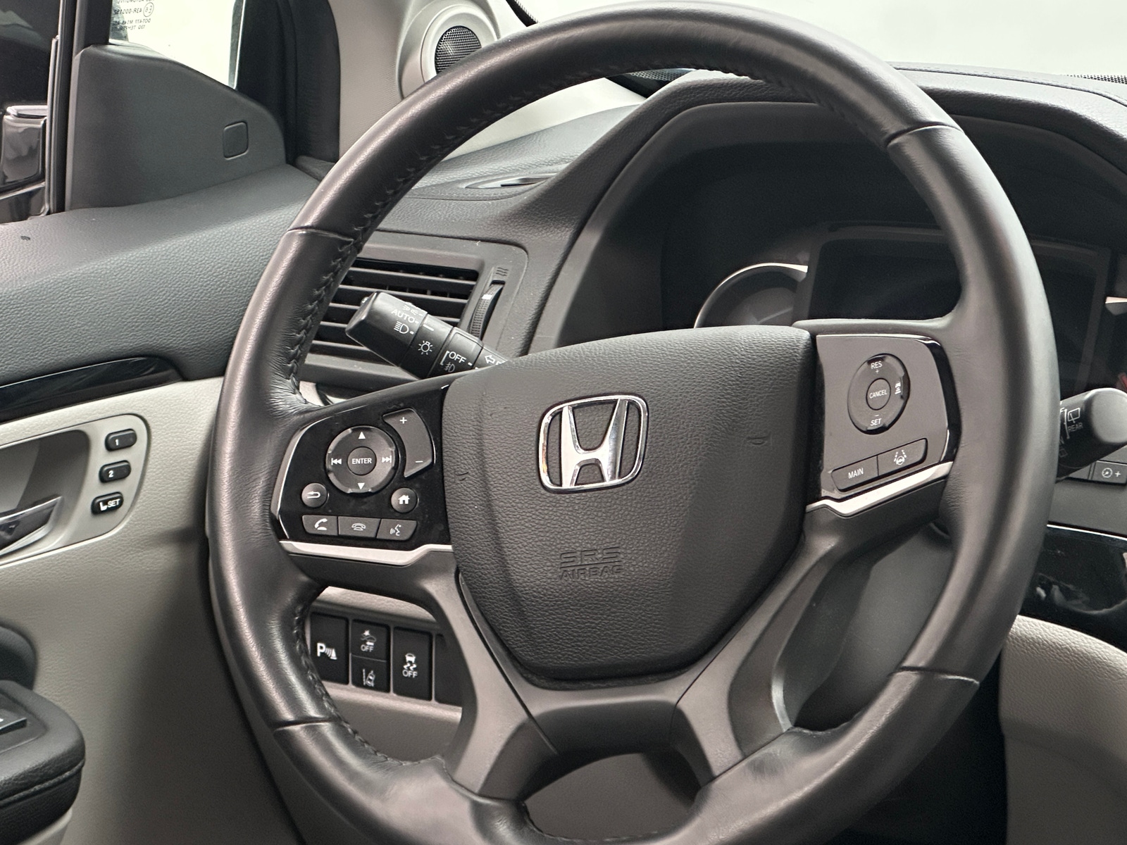 Thumbnail: 2020 Honda Pilot - 4