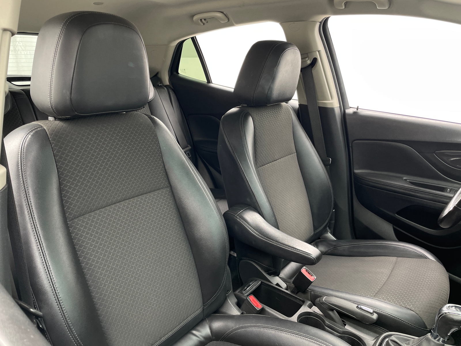 Thumbnail: 2019 Buick Encore - 2
