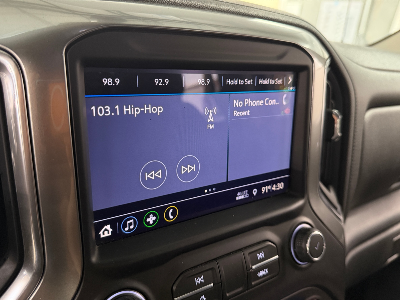Thumbnail: 2019 Chevrolet Silverado 1500 - 4