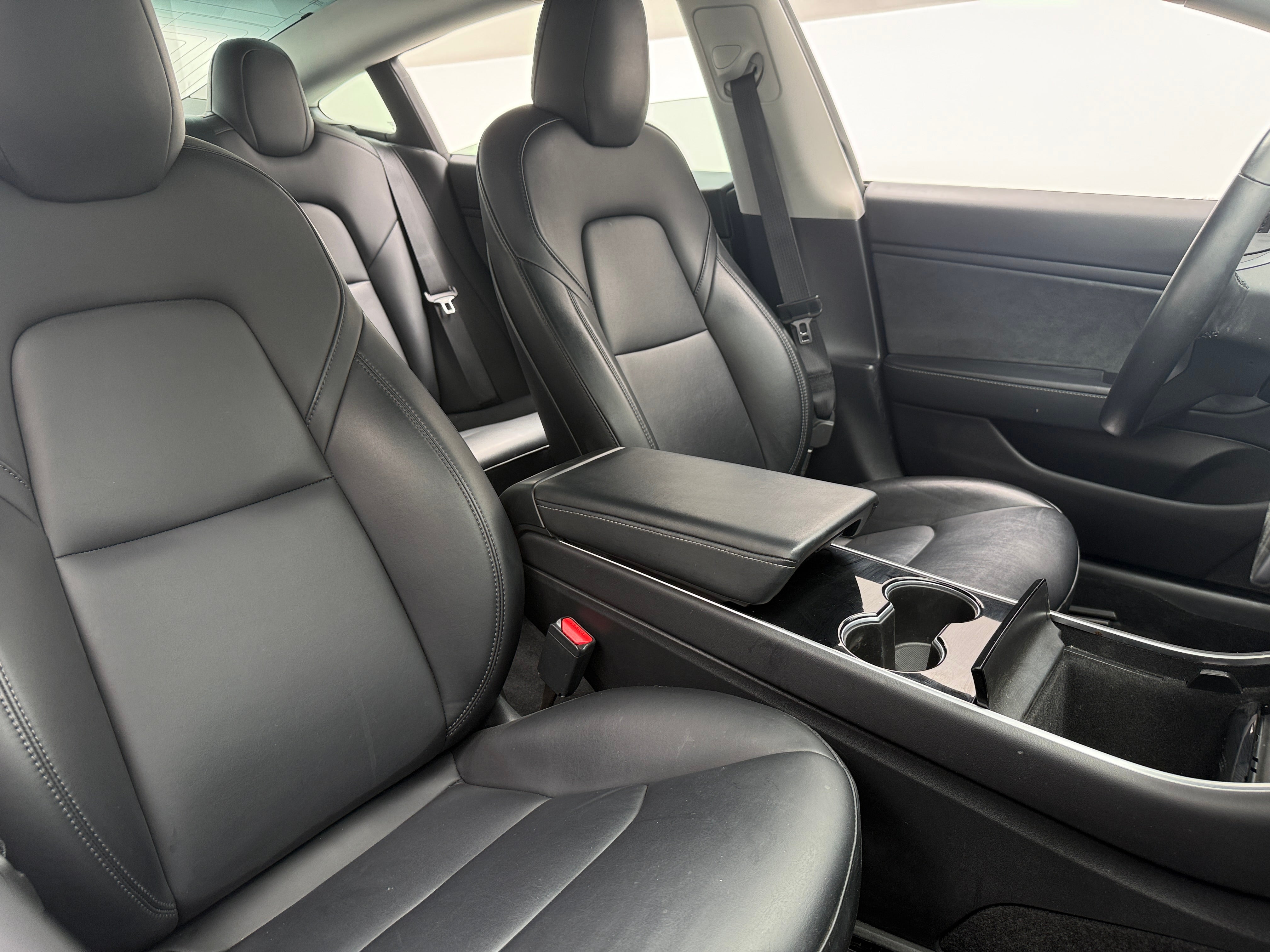 Used 2019 Tesla Model 3 Long Range with VIN 5YJ3E1EB4KF385694 for sale in Oak Creek, WI