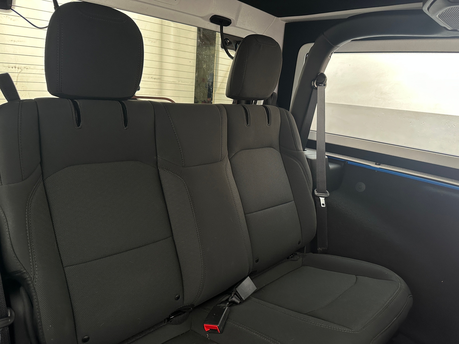 Thumbnail: 2022 Jeep Wrangler - 6