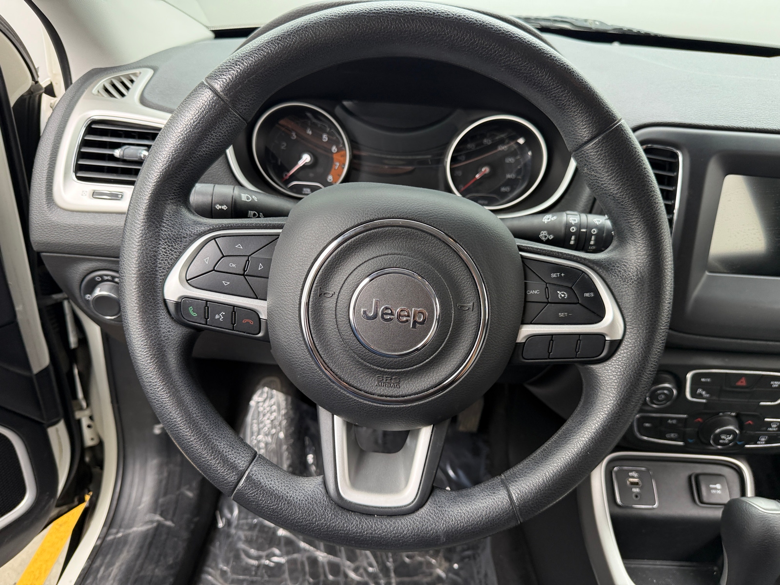 Thumbnail: 2018 Jeep Compass - 5