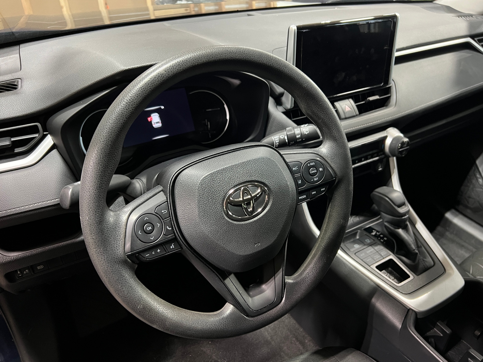 Thumbnail: 2023 Toyota RAV4 - 5
