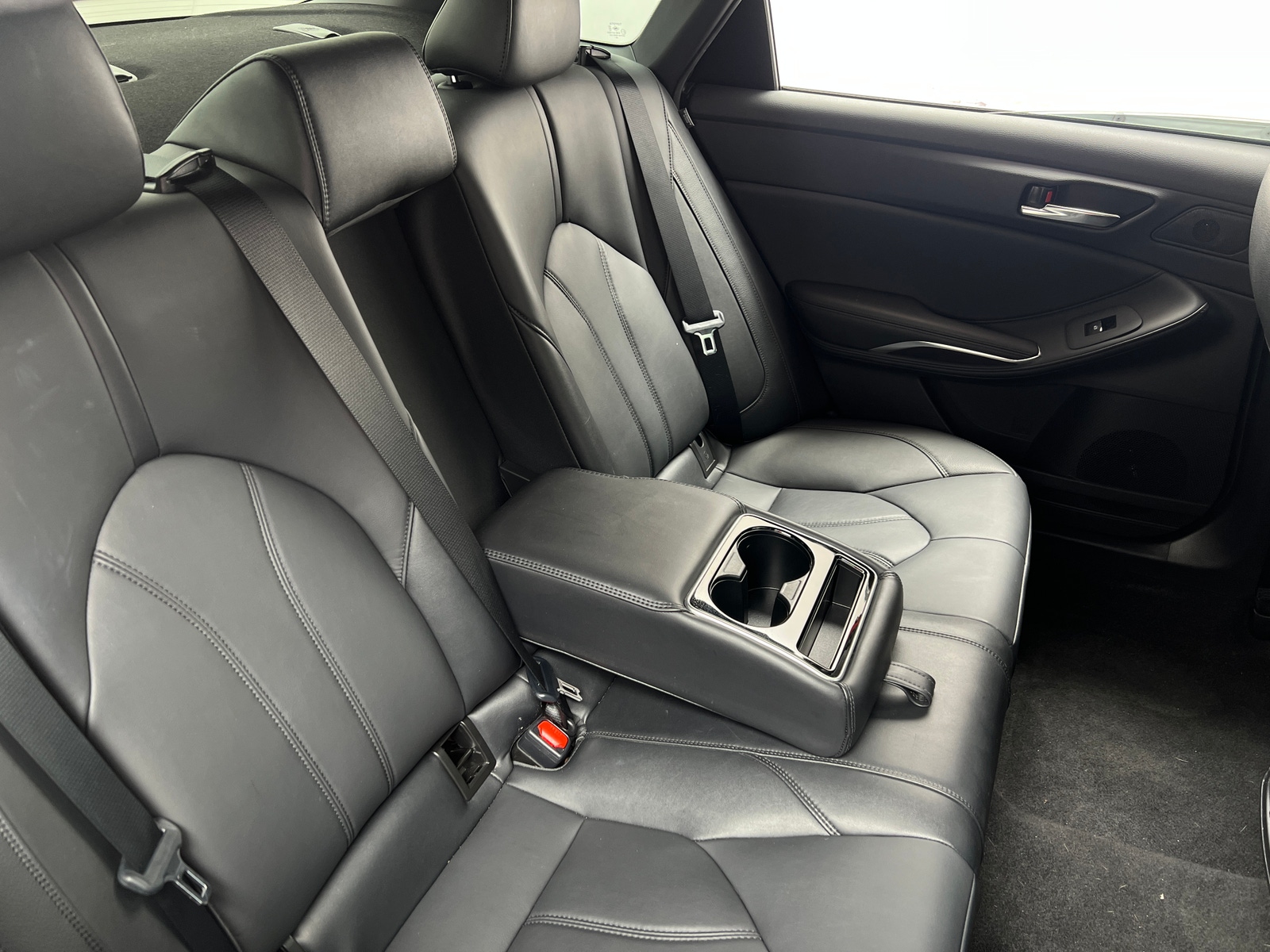 Thumbnail: 2021 Toyota Avalon - 5