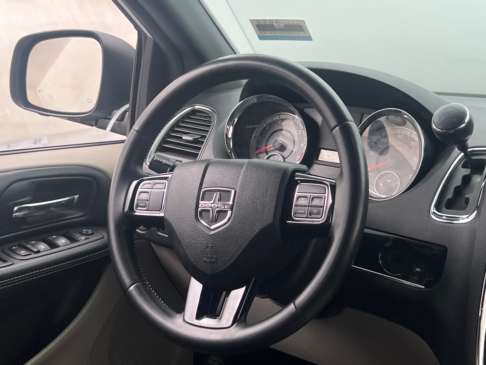 Thumbnail: 2019 Dodge Grand Caravan - 4