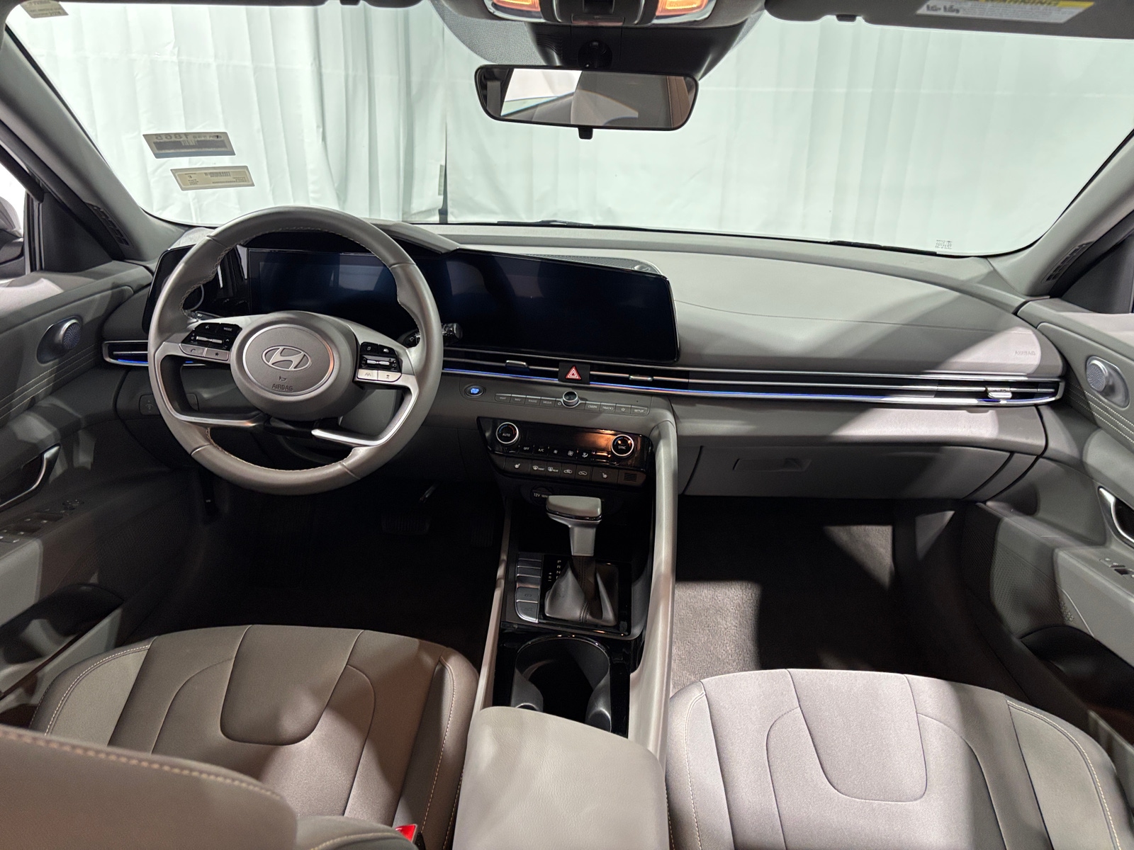Thumbnail: 2025 Hyundai Elantra - 3