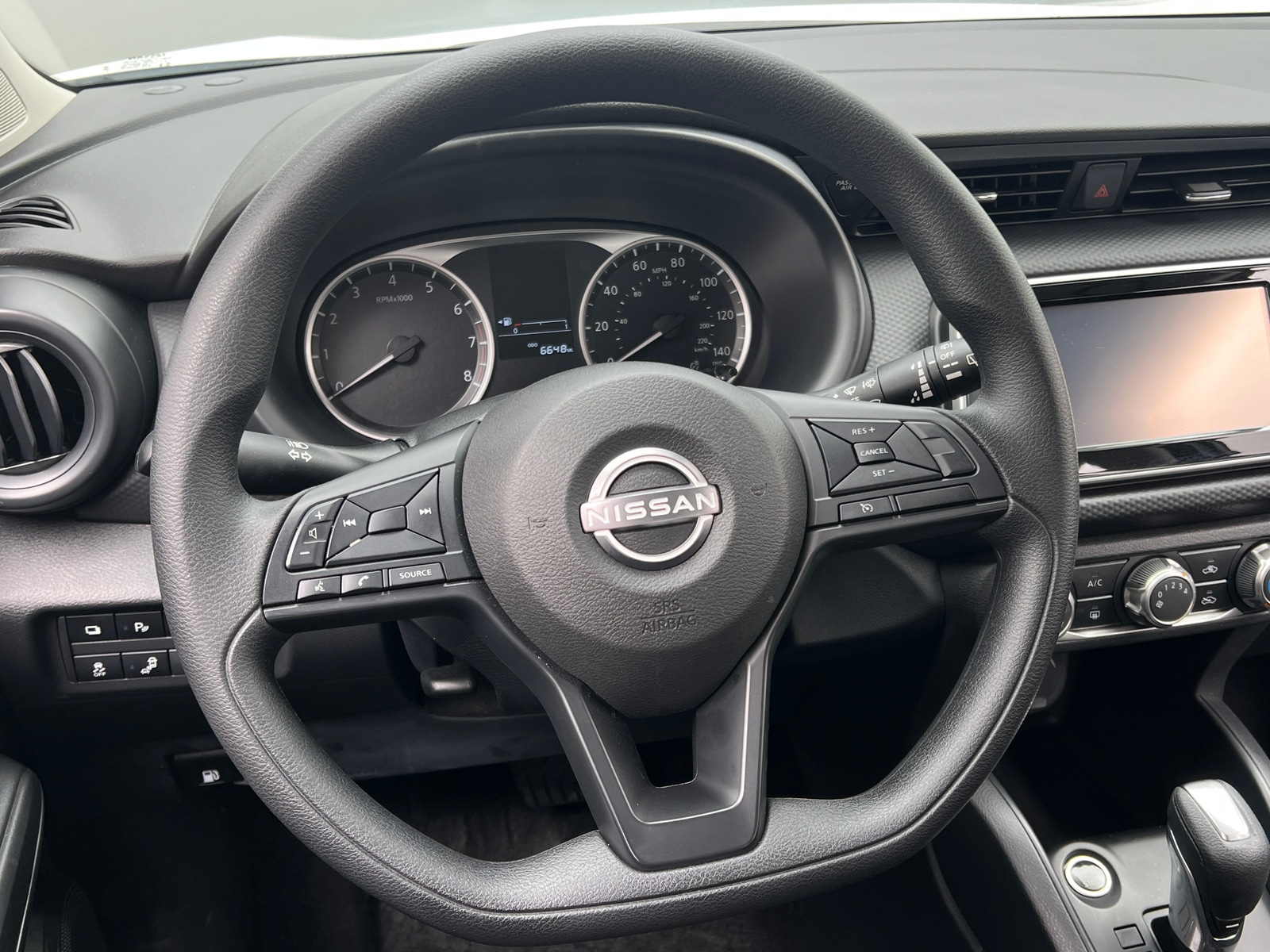 Thumbnail: 2025 Nissan Kicks - 5