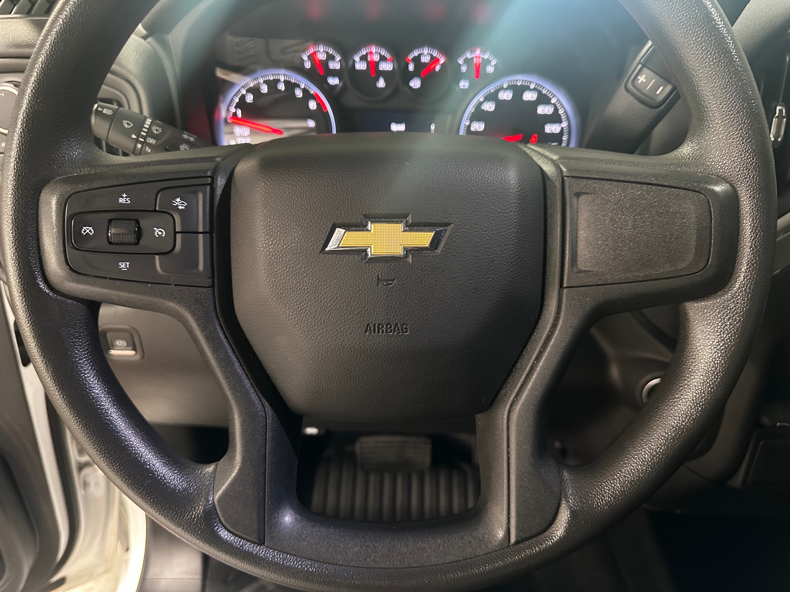 Thumbnail: 2023 Chevrolet Silverado 1500 - 4