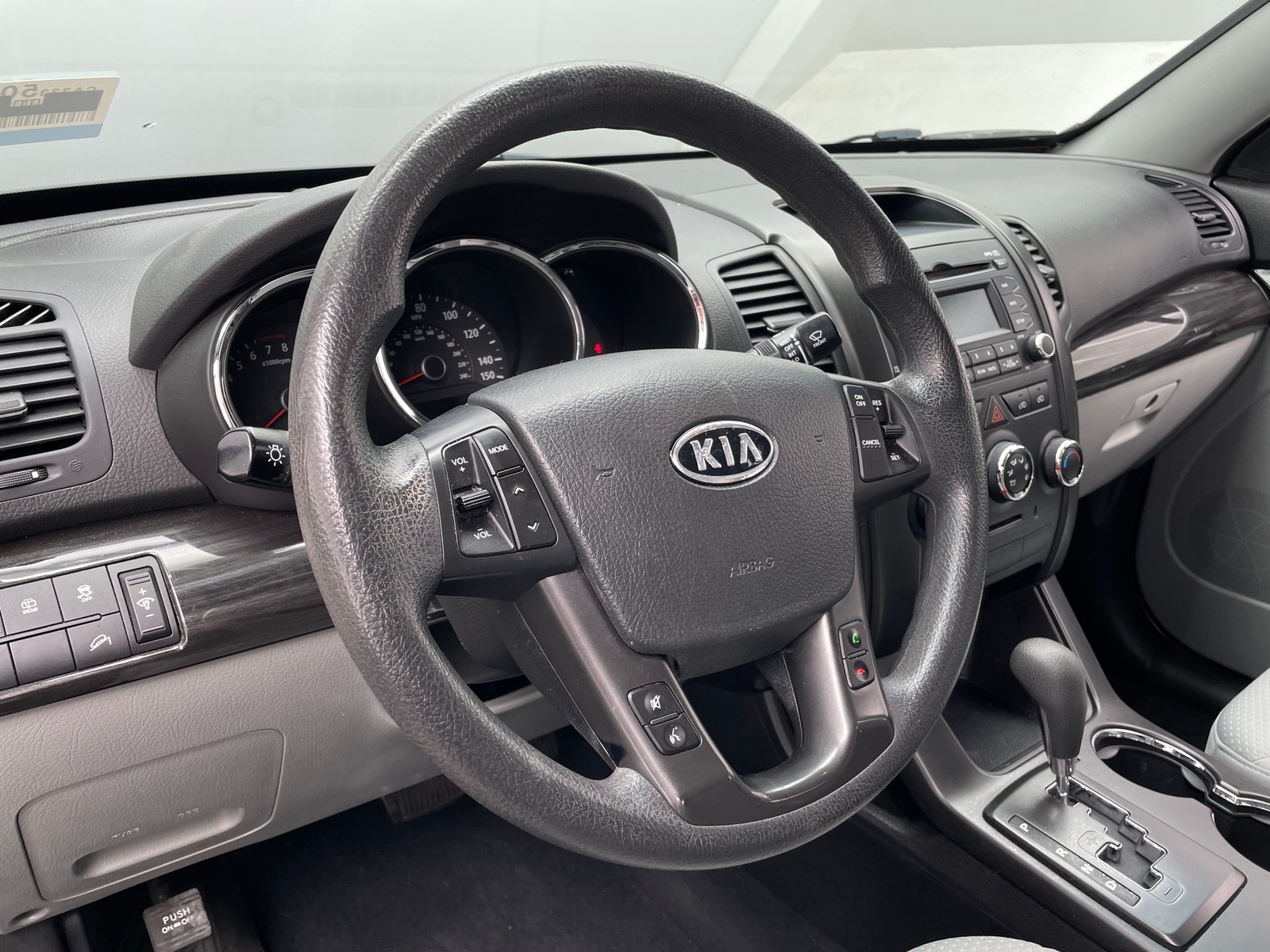 Thumbnail: 2012 Kia Sorento - 5