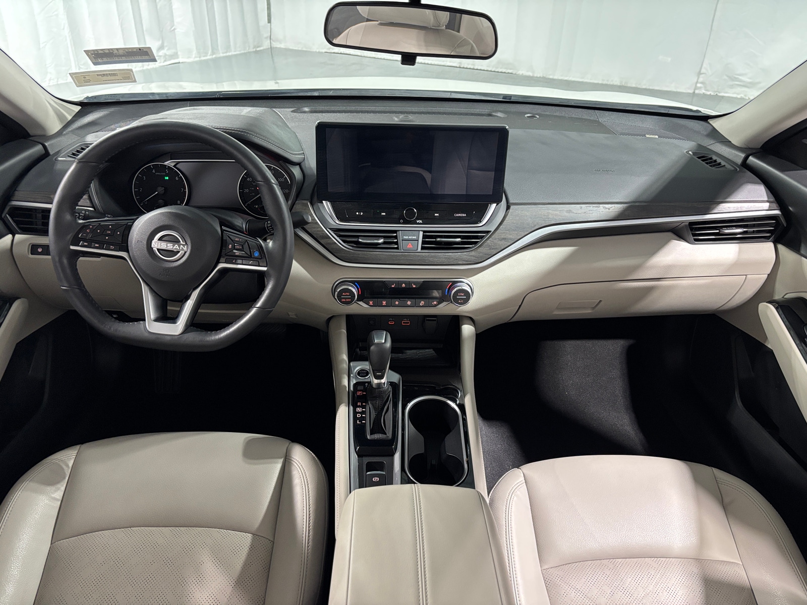 Thumbnail: 2023 Nissan Altima - 2