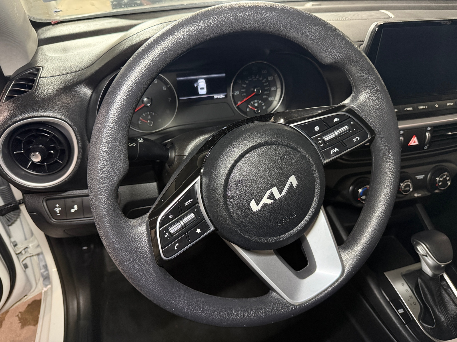 Thumbnail: 2022 Kia Forte - 4