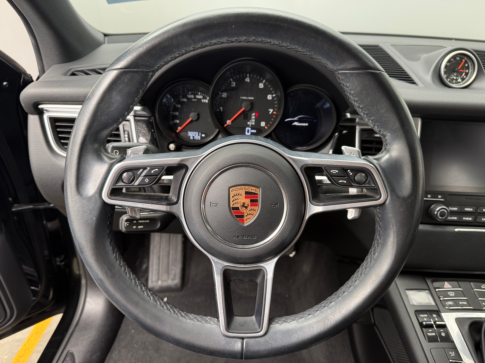 Thumbnail: 2018 Porsche Macan - 4