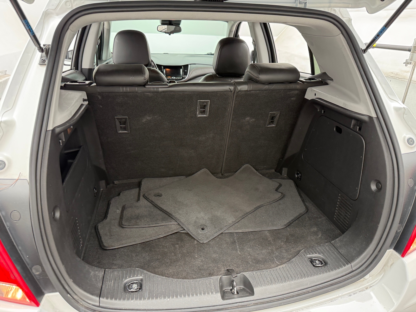 Thumbnail: 2019 Chevrolet Trax - 7