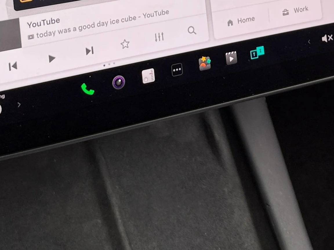 Thumbnail: 2024 Tesla Model Y - 3