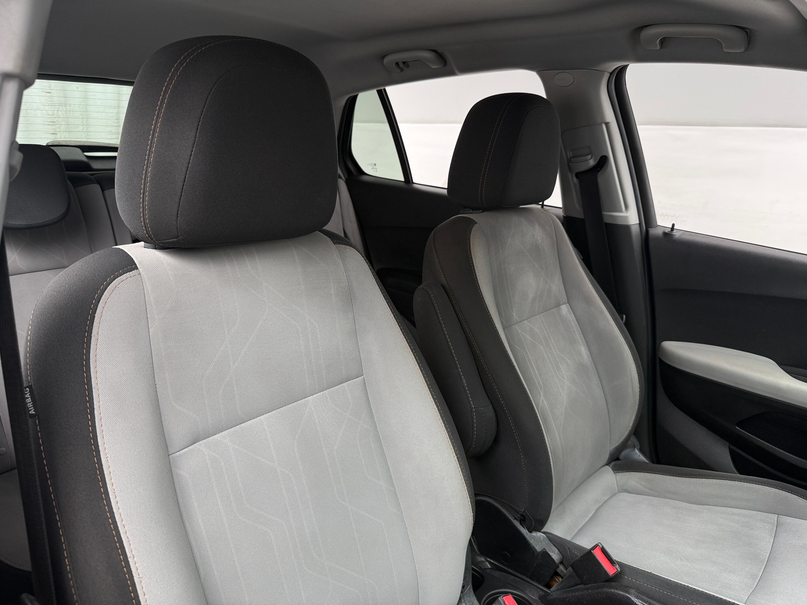 Thumbnail: 2018 Chevrolet Trax - 2
