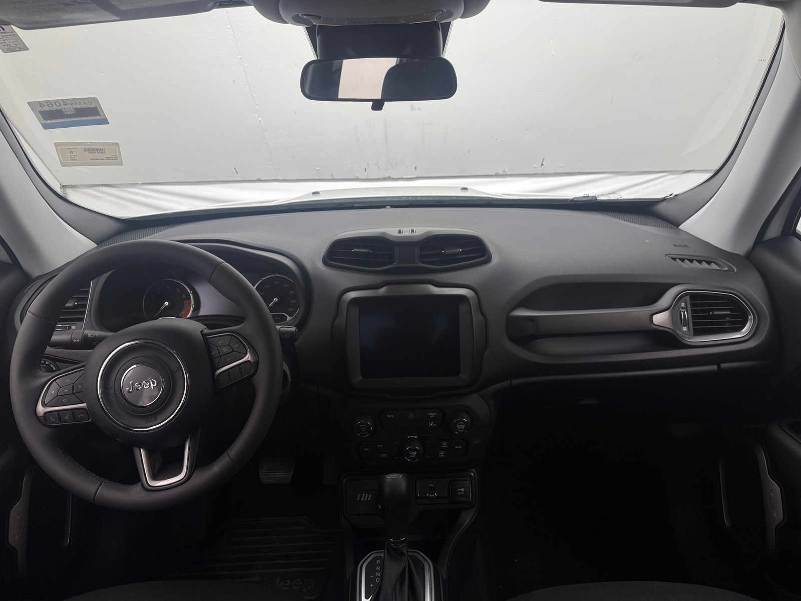 Thumbnail: 2022 Jeep Renegade - 3