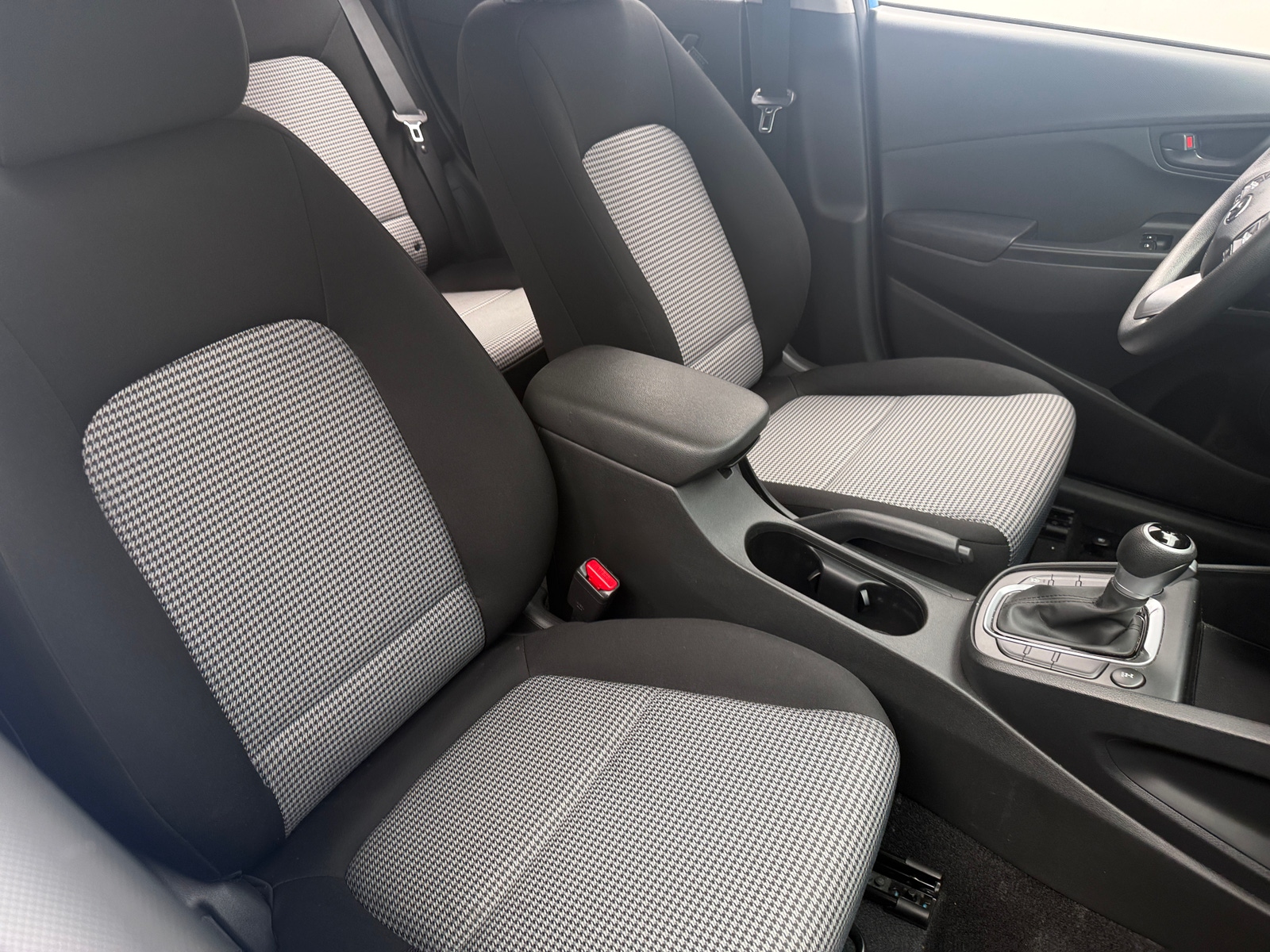 Thumbnail: 2022 Hyundai Kona - 2