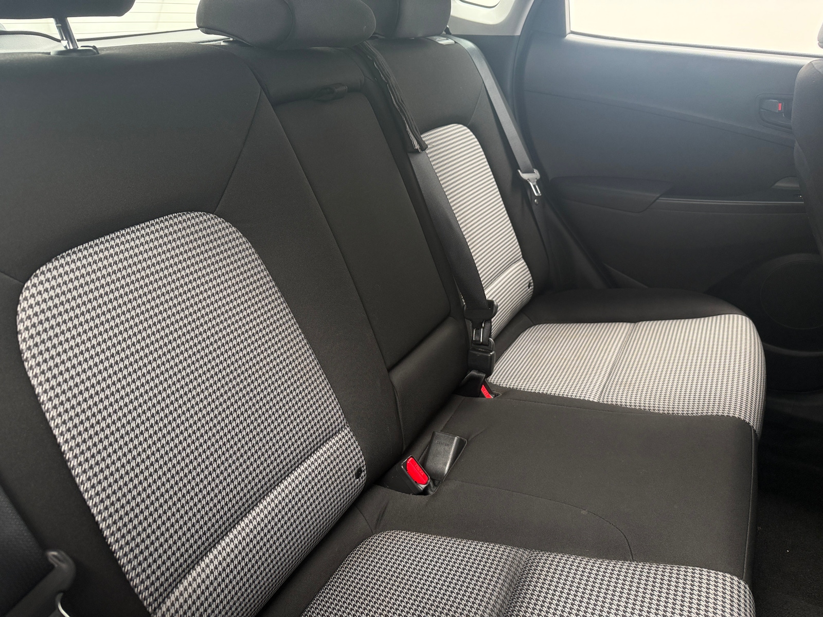 Thumbnail: 2022 Hyundai Kona - 6