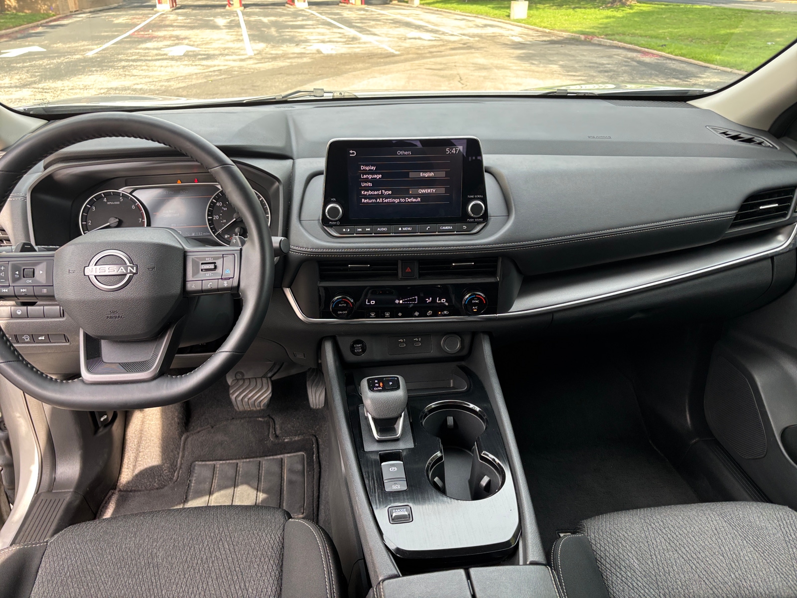 Thumbnail: 2025 Nissan Rogue - 3
