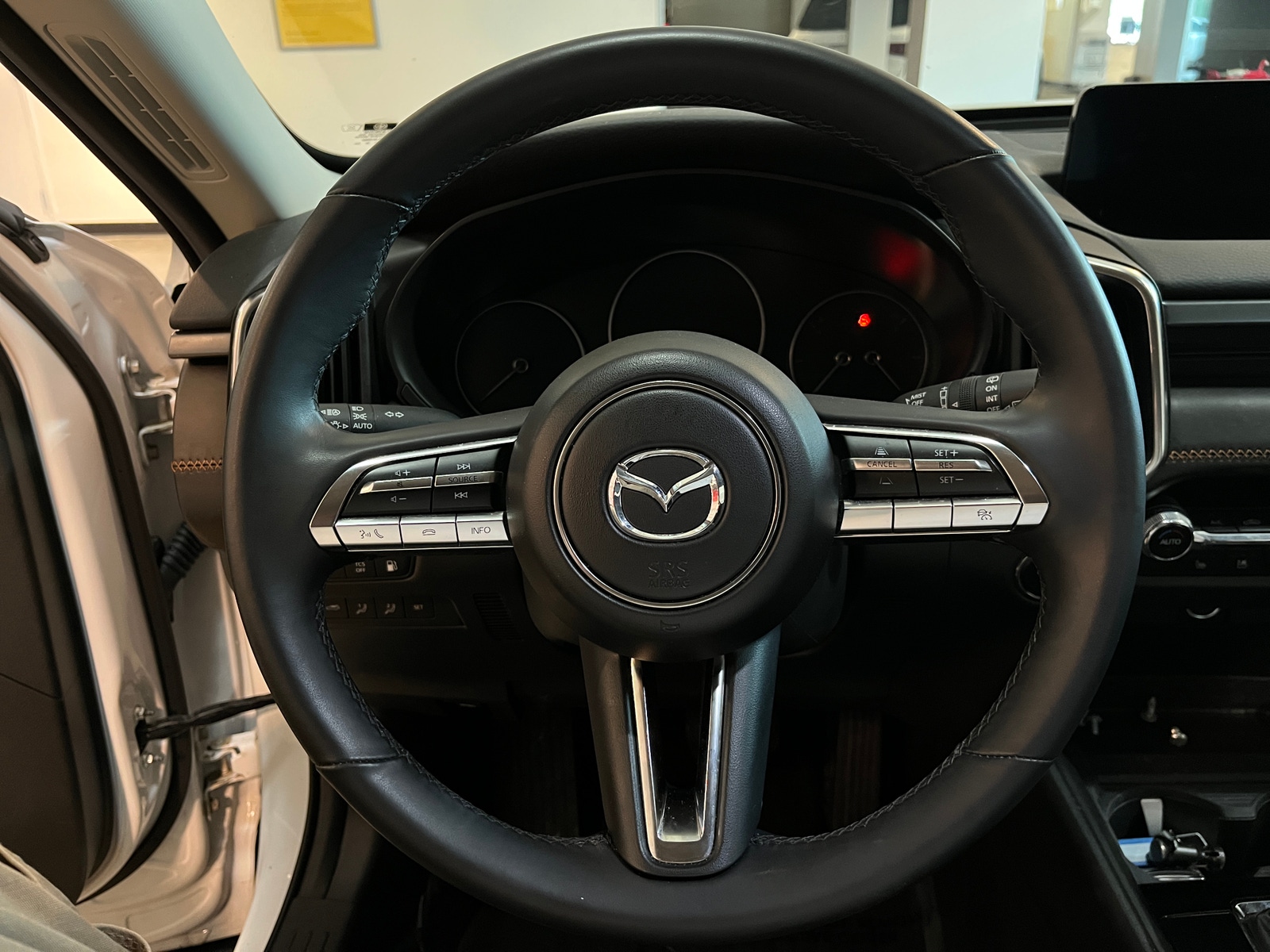 Thumbnail: 2025 Mazda CX-50 - 5