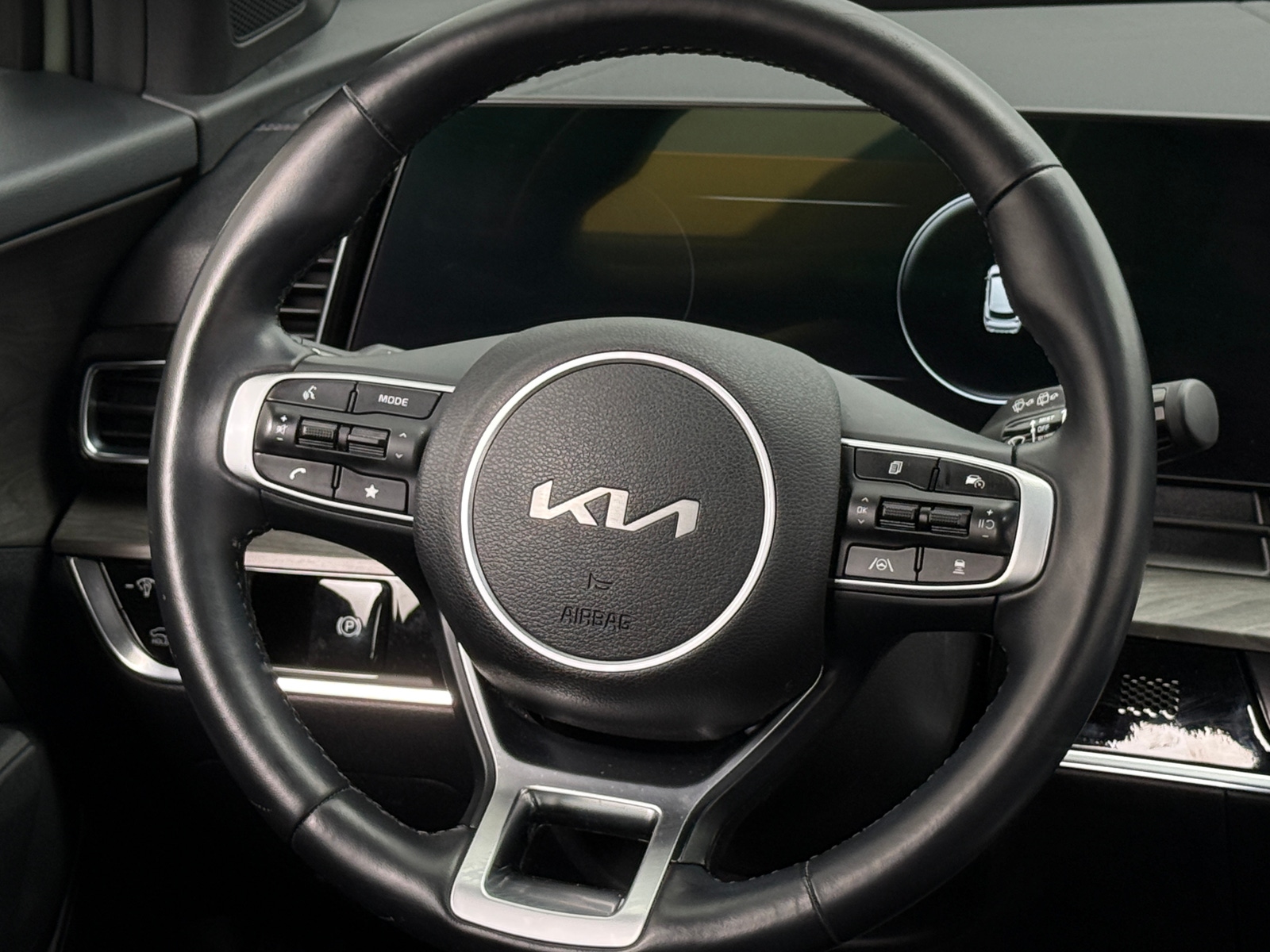 Thumbnail: 2023 Kia Sportage - 4