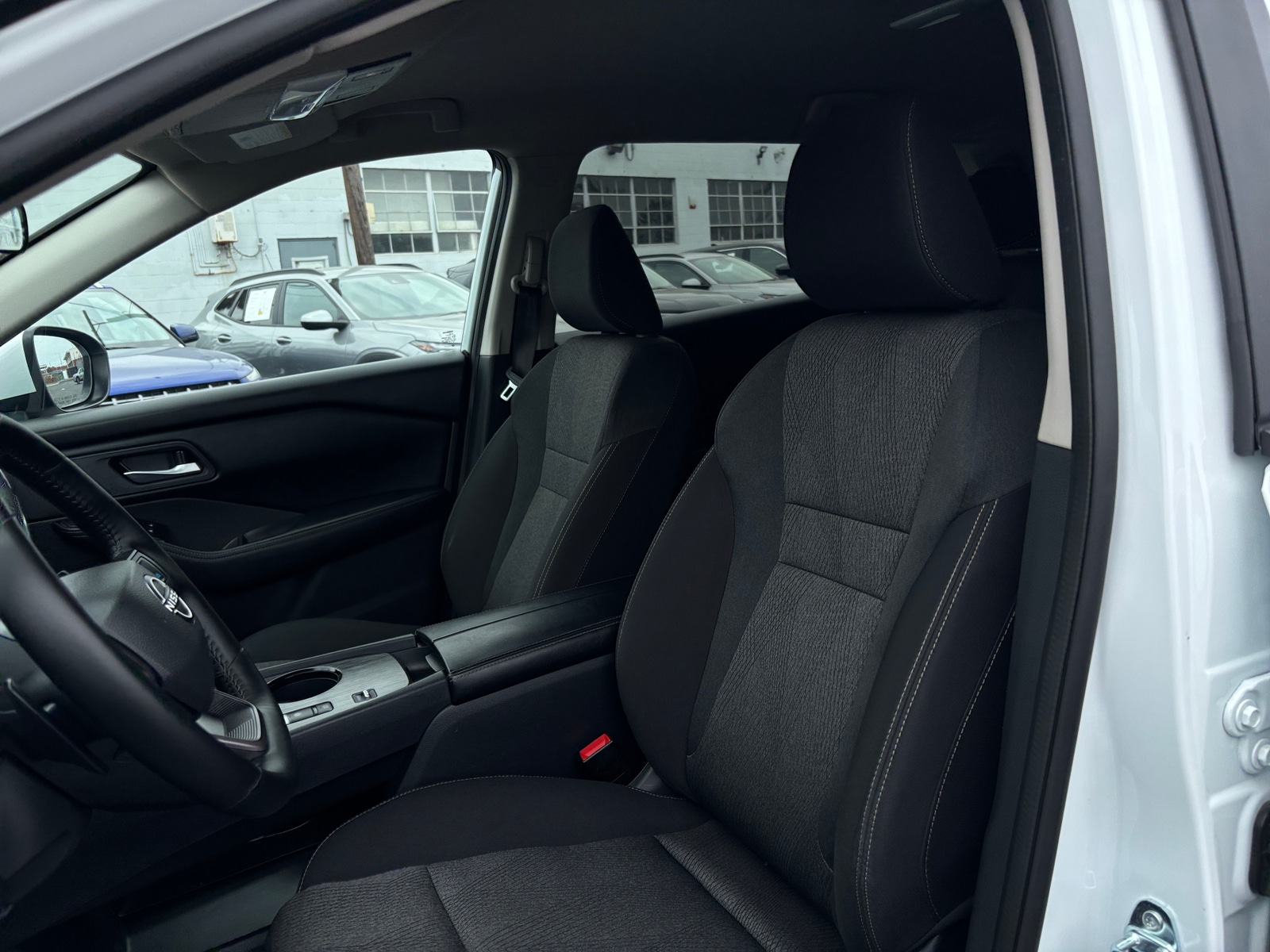 Thumbnail: 2025 Nissan Rogue - 2