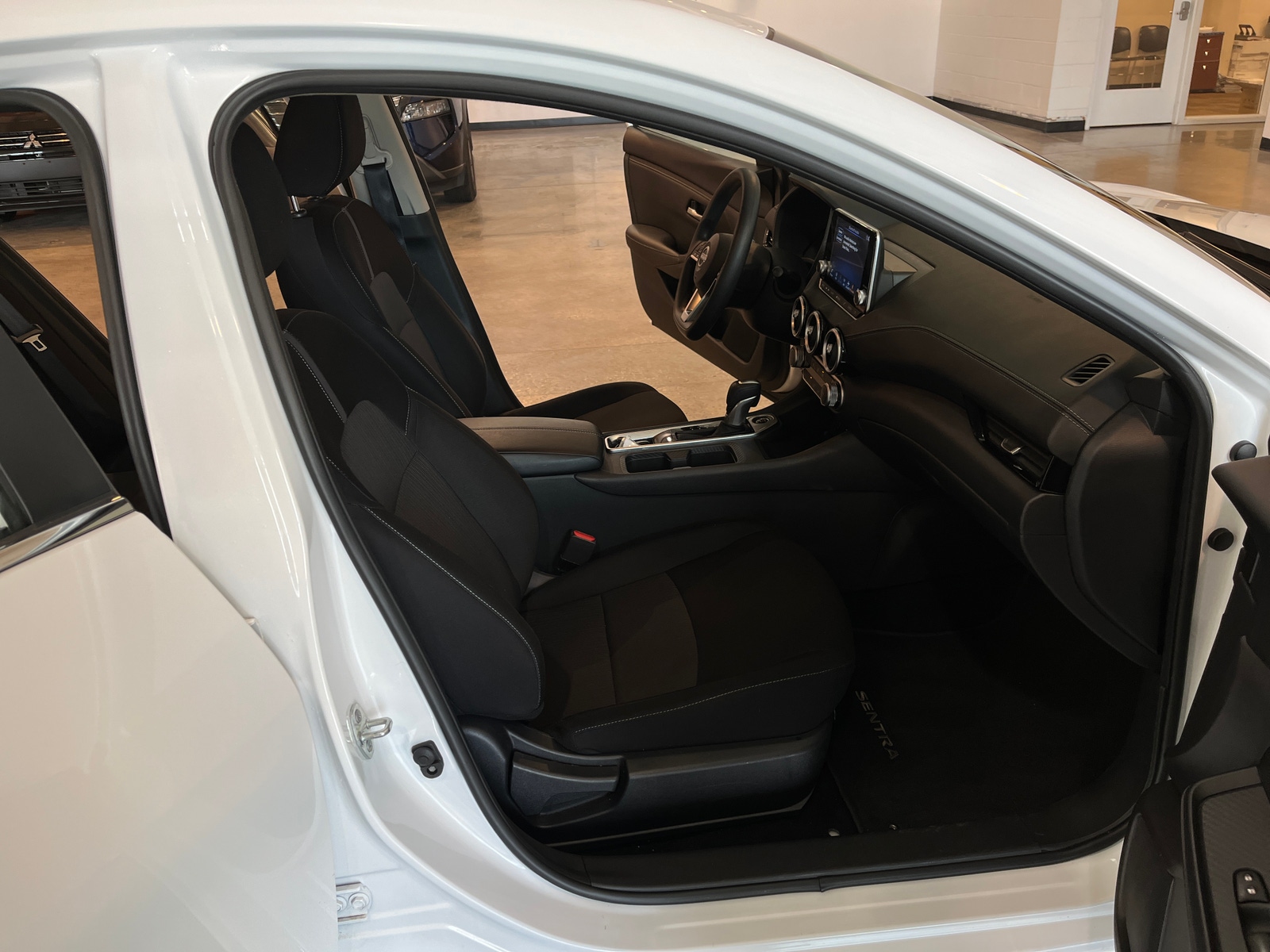 Thumbnail: 2025 Nissan Sentra - 2