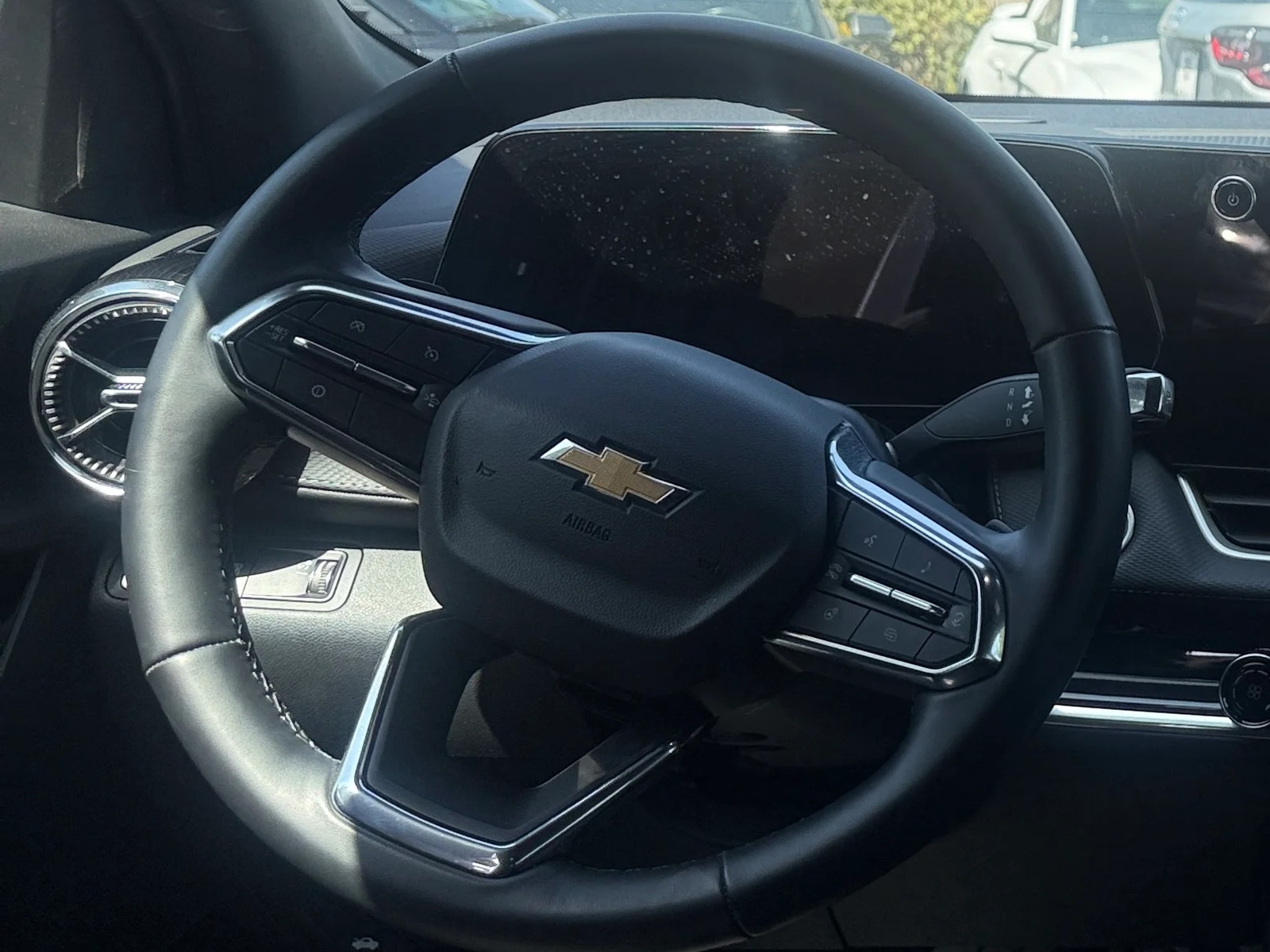 Thumbnail: 2025 Chevrolet Equinox - 4
