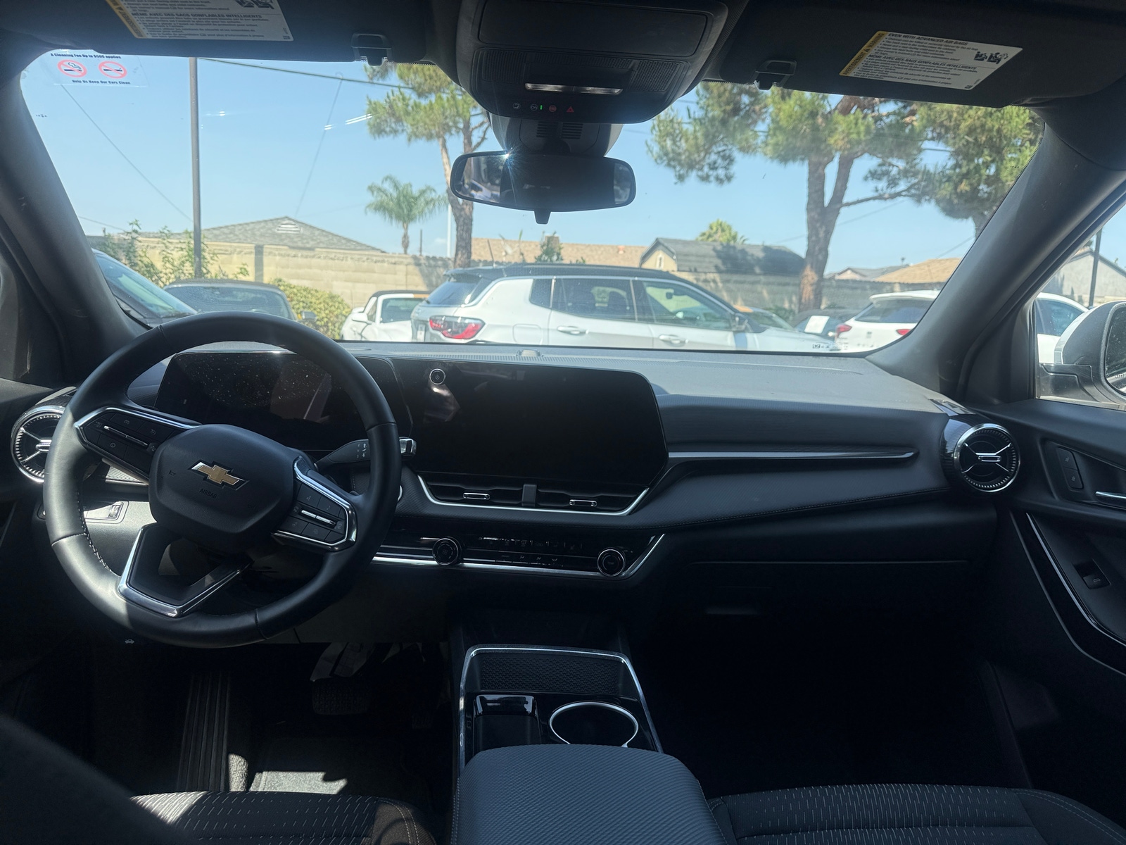 Thumbnail: 2025 Chevrolet Equinox - 3