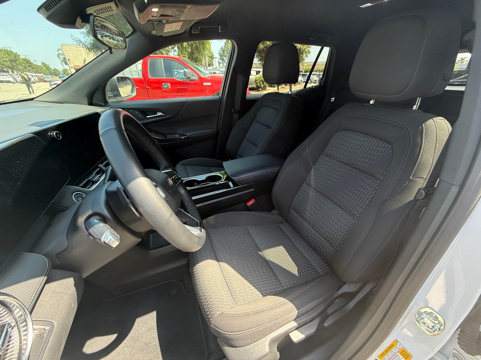 Thumbnail: 2025 Chevrolet Equinox - 2