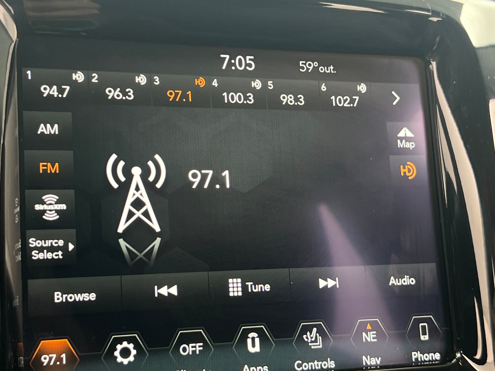 Thumbnail: 2019 Jeep Compass - 3