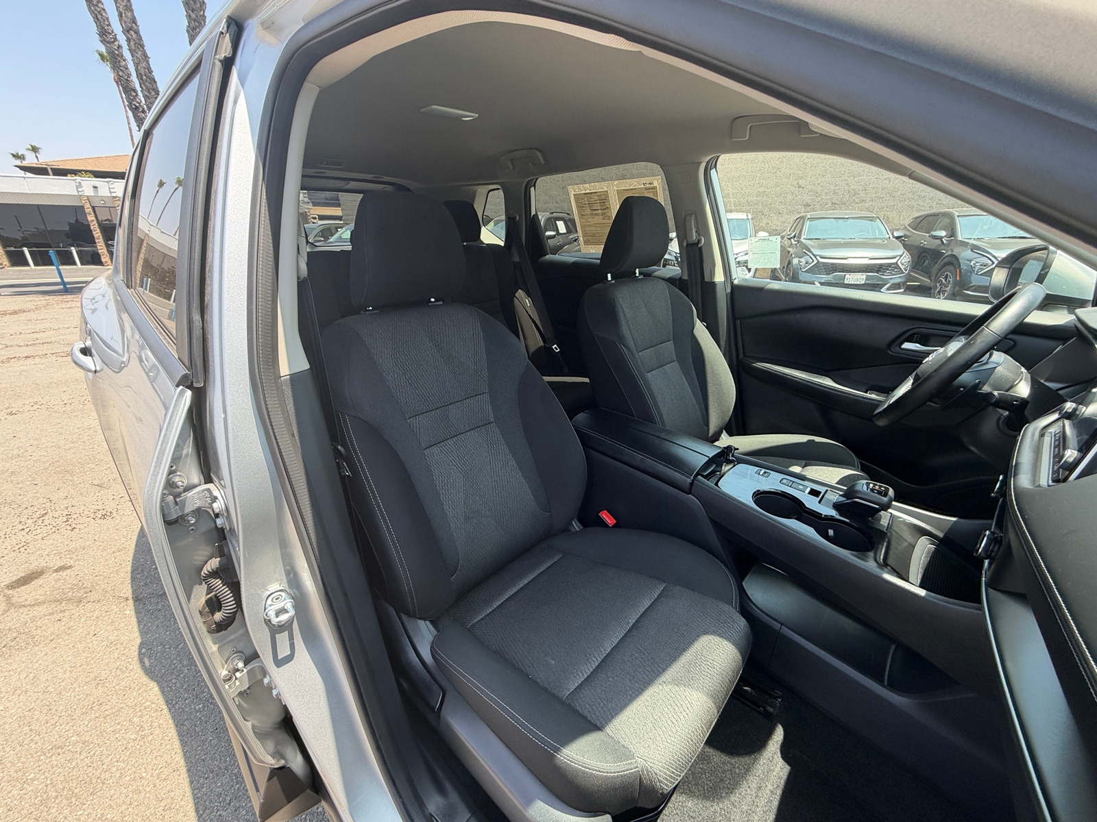 Thumbnail: 2025 Nissan Rogue - 2