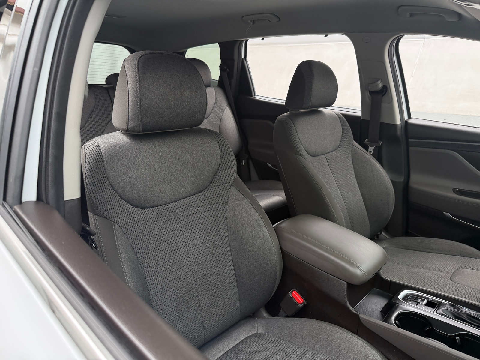 Thumbnail: 2019 Hyundai Santa Fe - 2