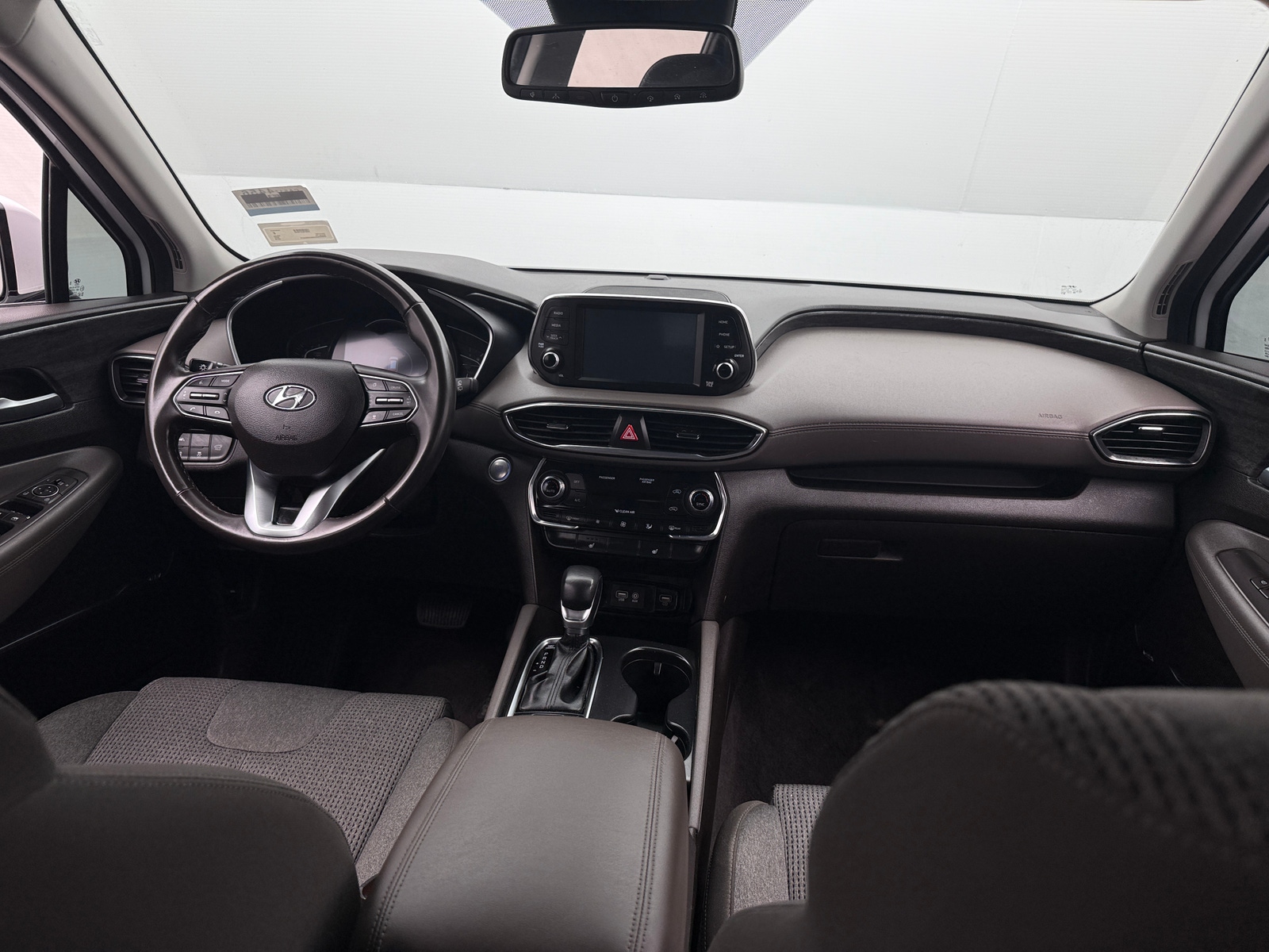 Thumbnail: 2019 Hyundai Santa Fe - 3