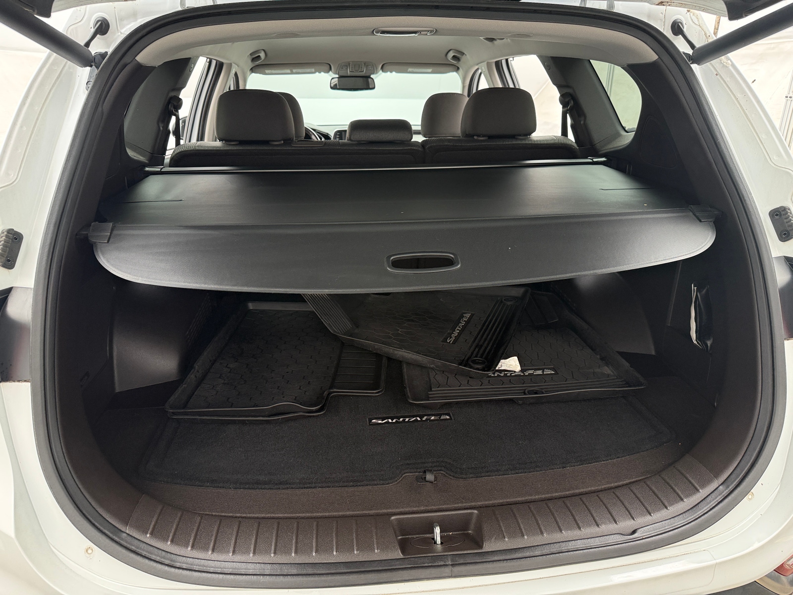 Thumbnail: 2019 Hyundai Santa Fe - 7