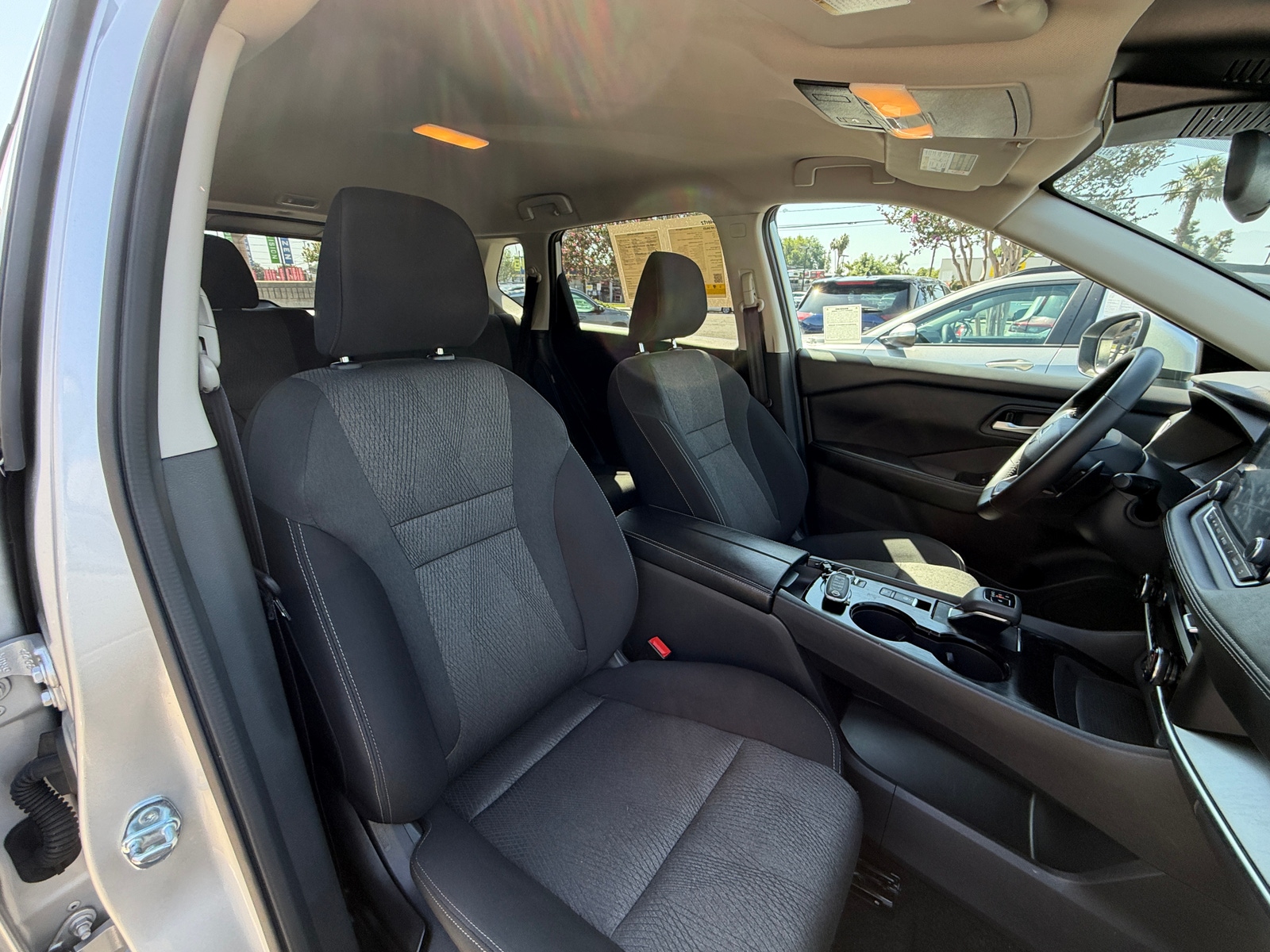 Thumbnail: 2025 Nissan Rogue - 2