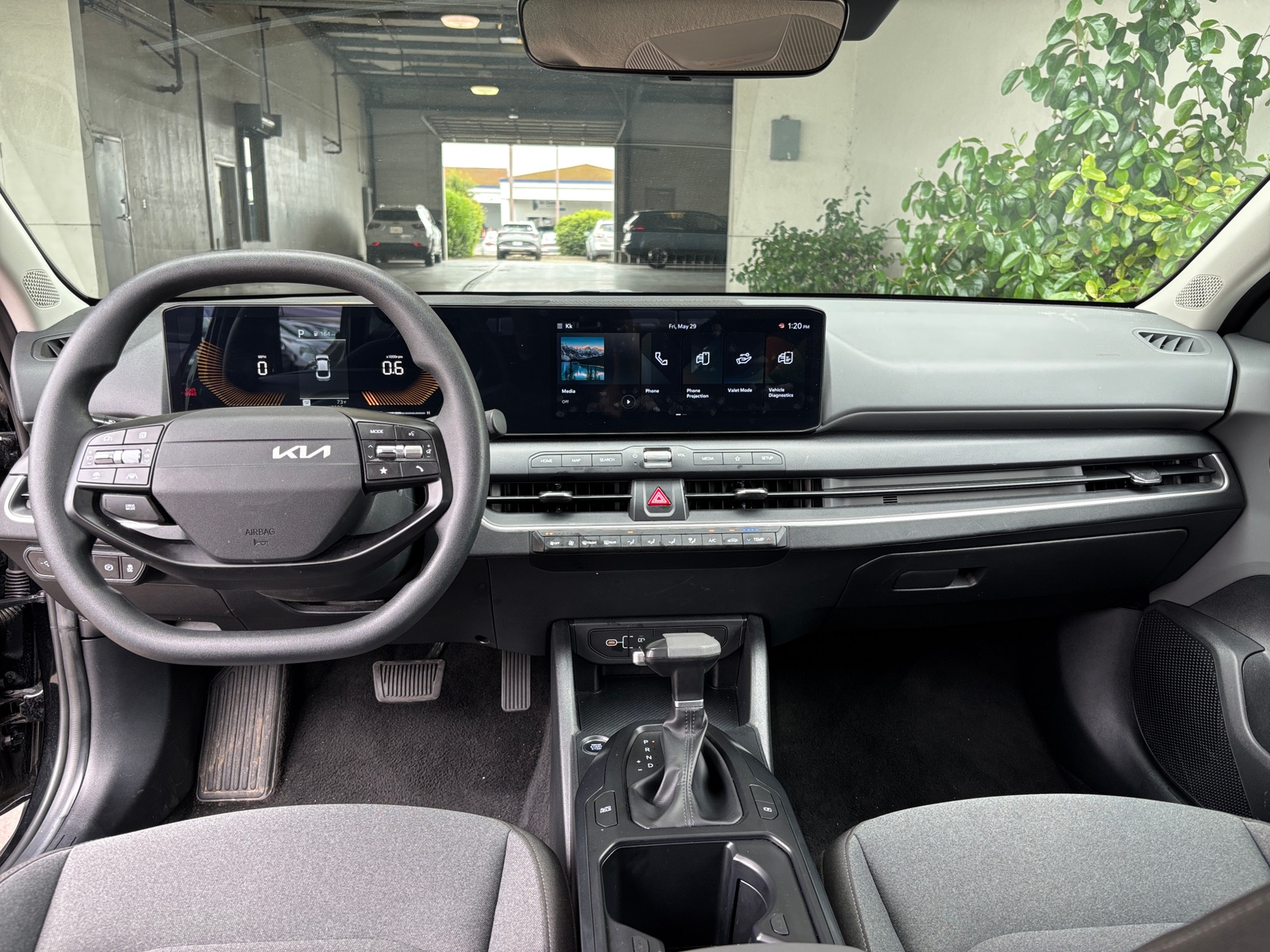 Thumbnail: 2025 Kia K4 - 3