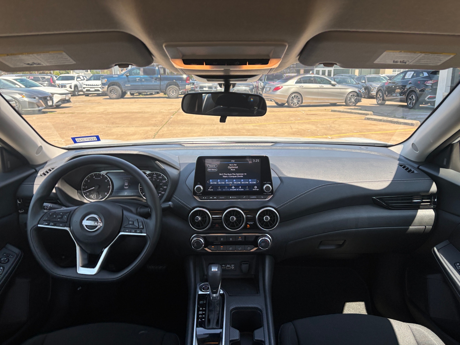 Thumbnail: 2025 Nissan Sentra - 3