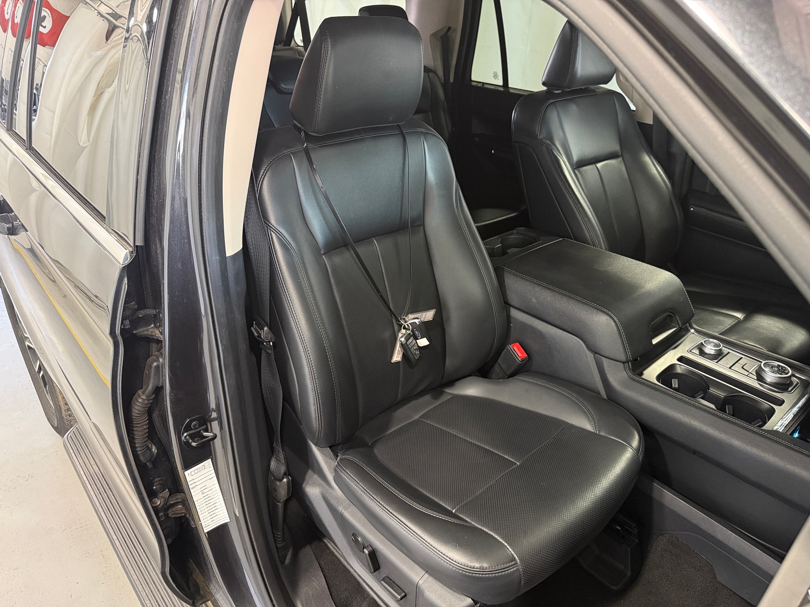 Thumbnail: 2024 Ford Expedition MAX - 2