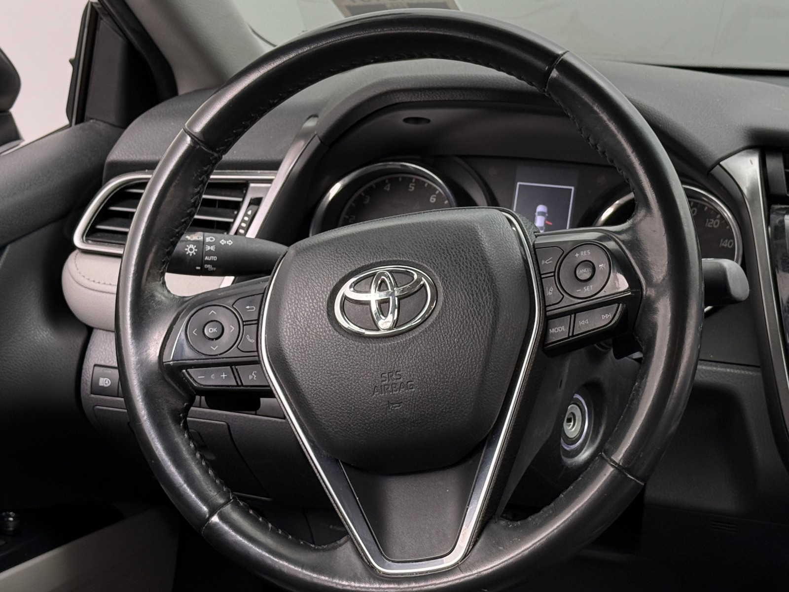 Thumbnail: 2020 Toyota Camry - 4