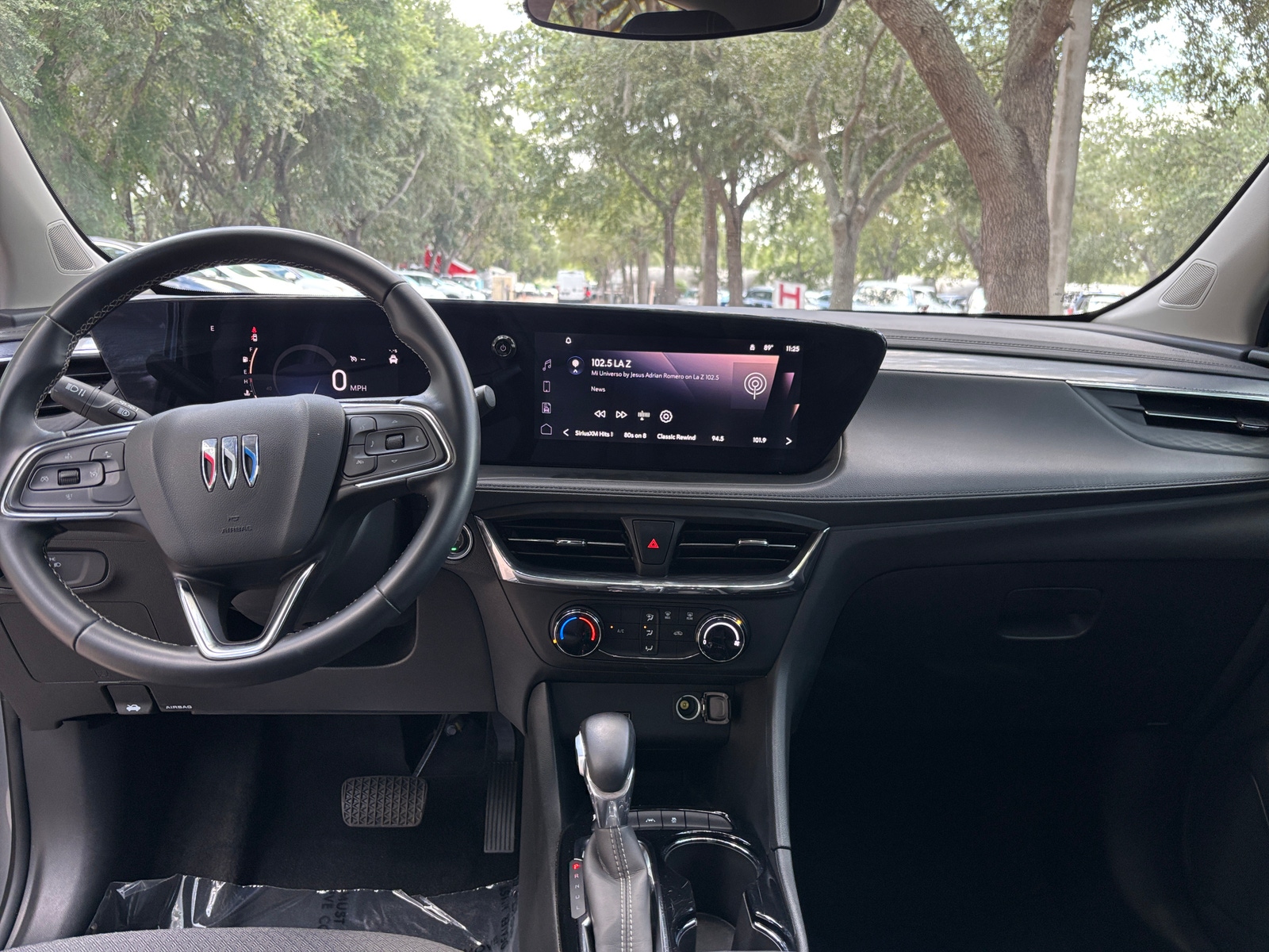 Thumbnail: 2025 Buick Encore GX - 3