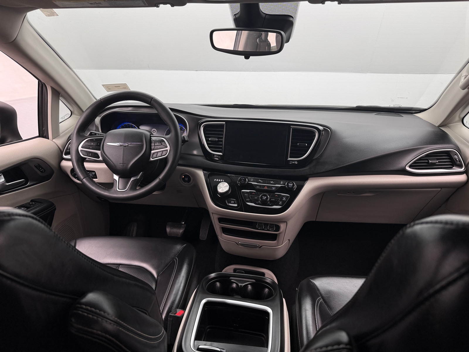 Thumbnail: 2023 Chrysler Pacifica - 2