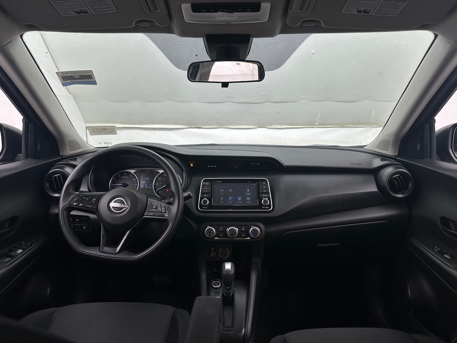 Thumbnail: 2023 Nissan Kicks - 3