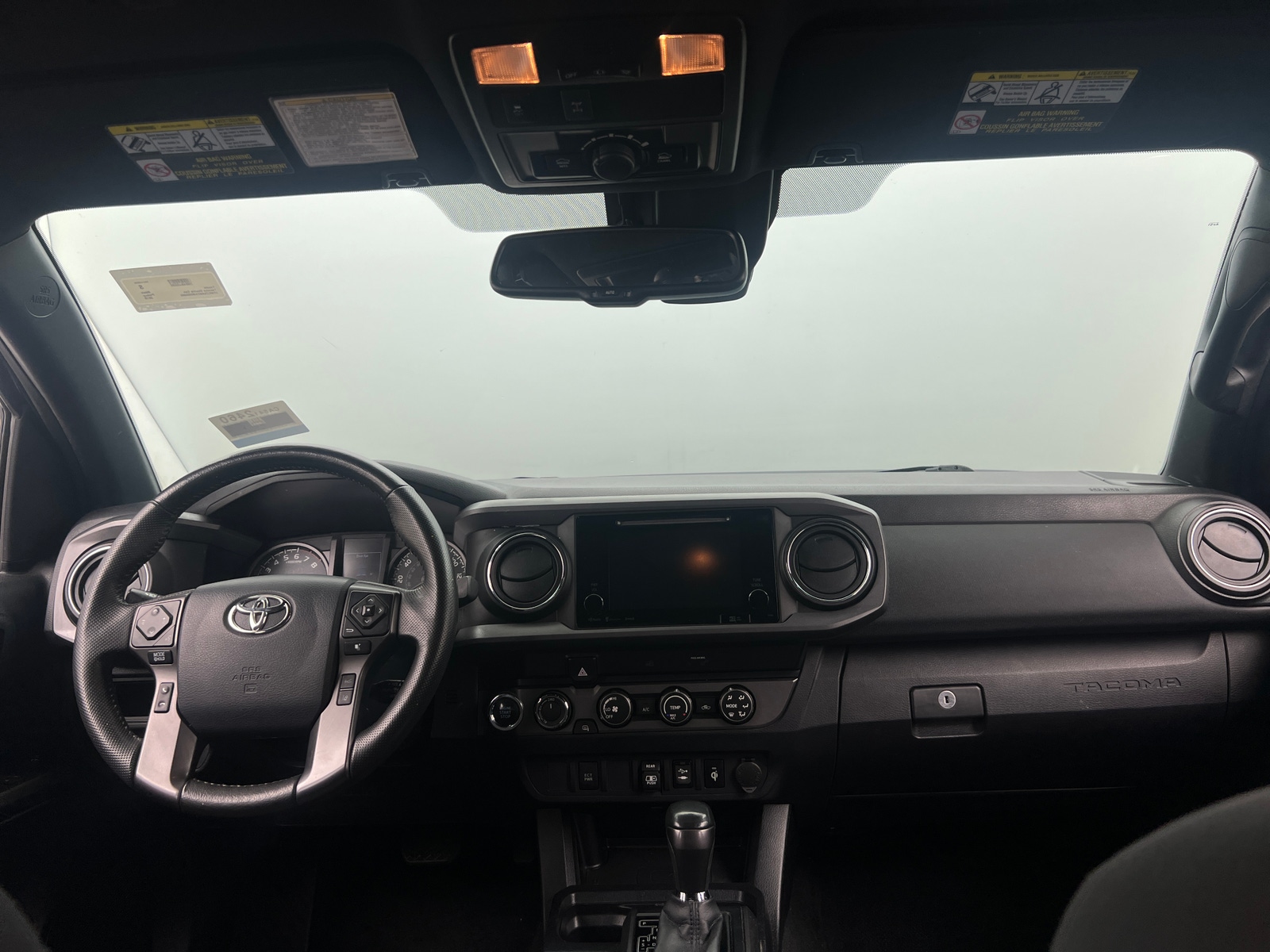 Thumbnail: 2019 Toyota Tacoma - 3