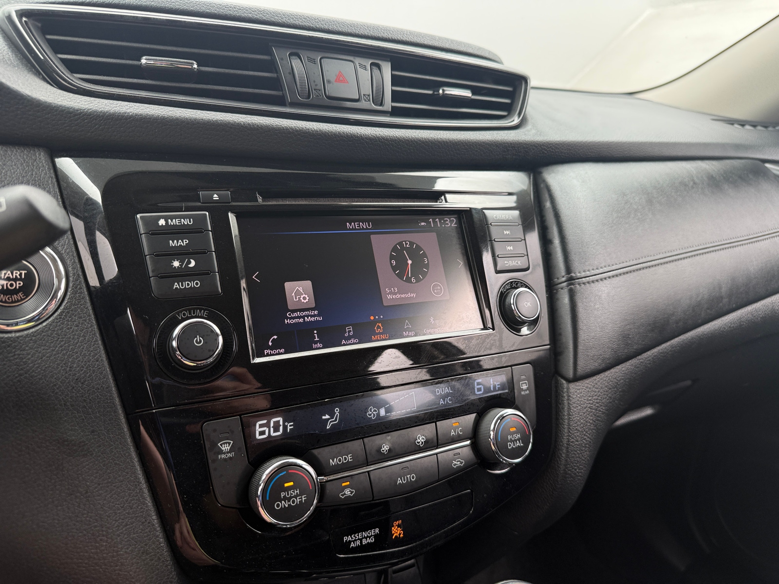 Thumbnail: 2019 Nissan Rogue - 3