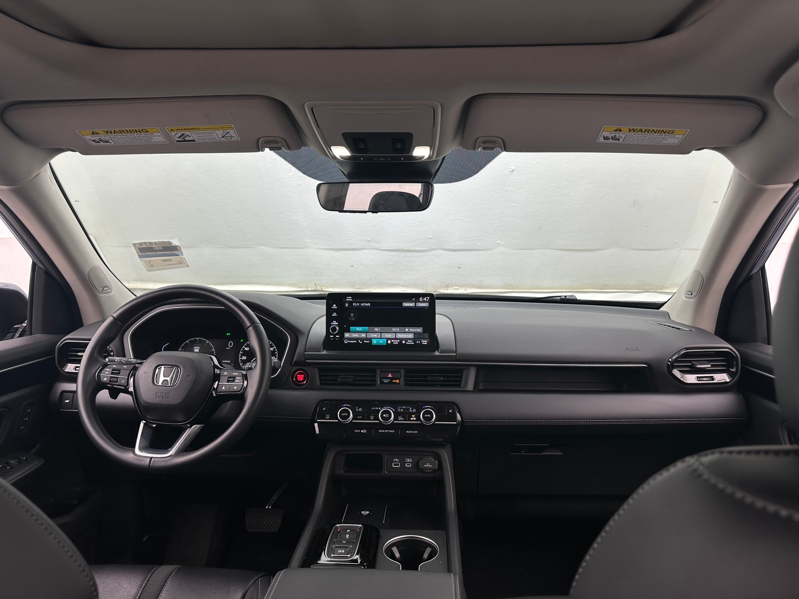 Thumbnail: 2023 Honda Pilot - 2